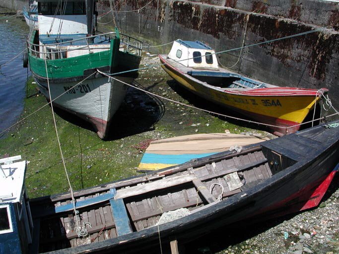 puertomonttboats.jpg